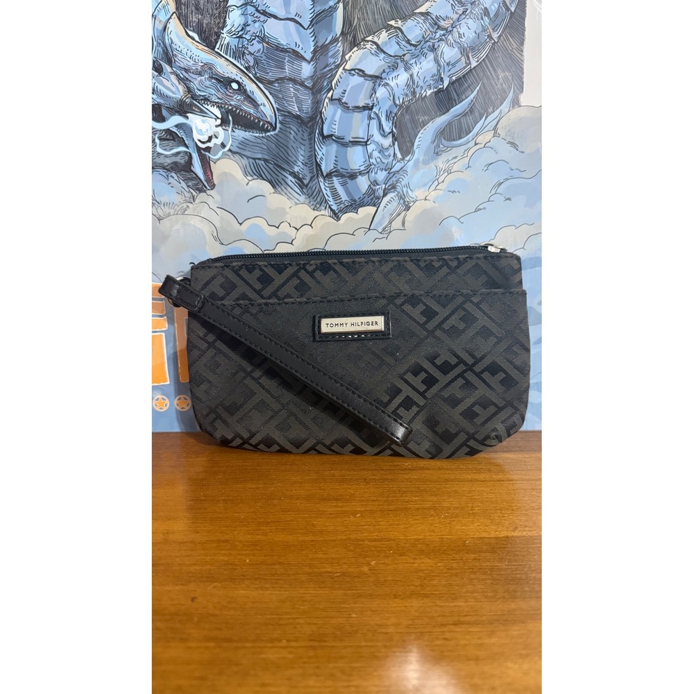 Tommy Hilfiger Monogram Jacquard Wristlet Clutch Bag Black Grey Logo Zip Pouch